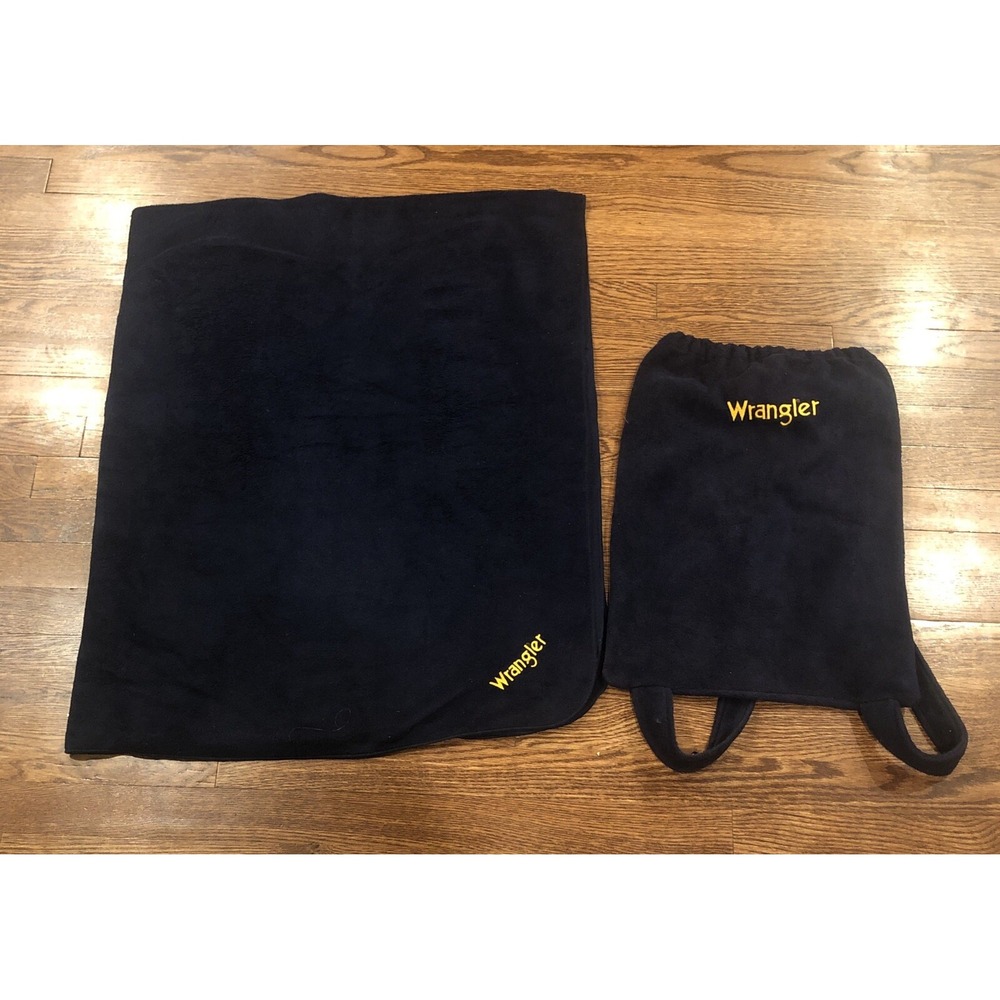 WRANGLER Fleece Blanket Throw 48"x 58" EUC Blue Color‎ Very Soft  W/ Carry Bag